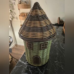 Wicker House-Shaped Basket - Green and Brown
